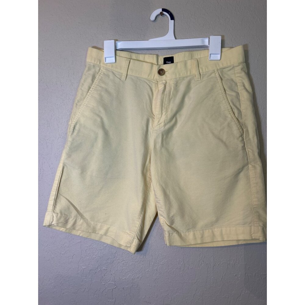 GAP Light Lemon Colored Shorts with Sailboat Print lined Pockets- Size 31